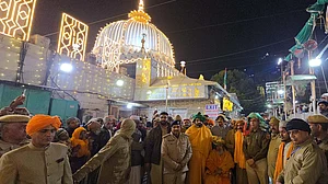 خواجہ معین الدین چشتی کا 813واں عرس، چھٹی کی محفل اور قل کے بعد جنتی دروازہ بند ہونے پر باضابطہ اختتام پذیر