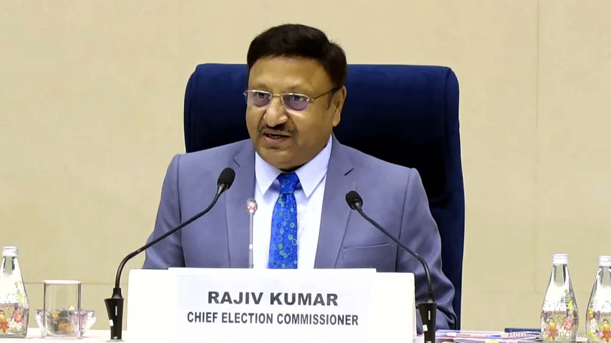 <div class="paragraphs"><p>چیف الیکشن کمشنر راجیو کمار / ویڈیو گریب</p></div>