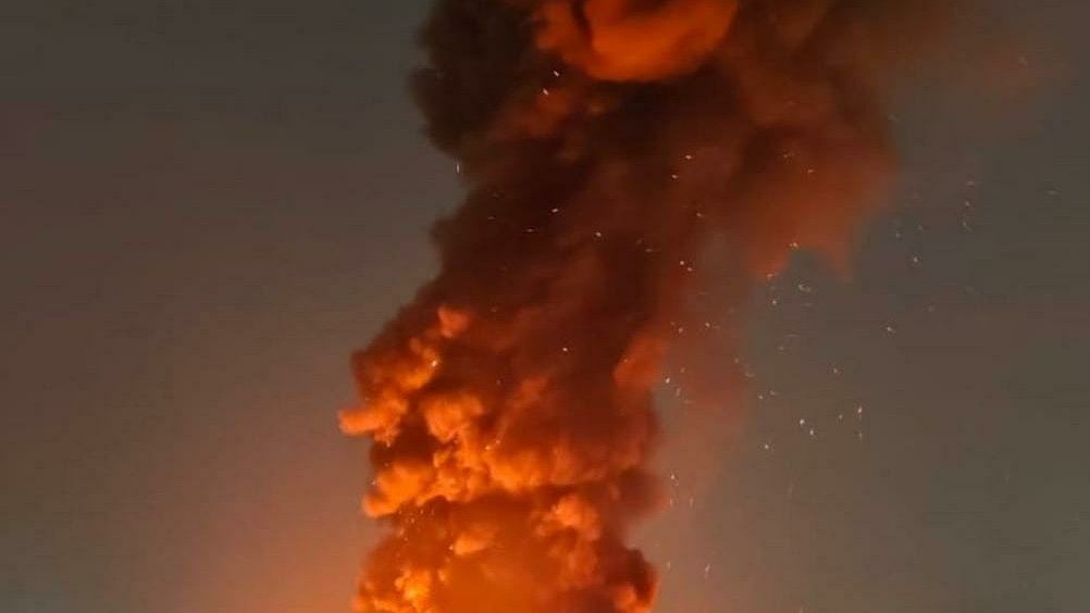 <div class="paragraphs"><p>فائل علامتی تصویر آئی اے این ایس</p></div>