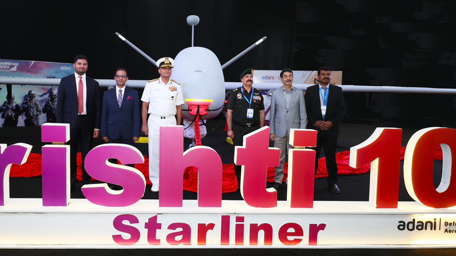 <div class="paragraphs"><p>درشٹی 10 اسٹارلائنر، تصویر <a href="https://x.com/AdaniDefence">@AdaniDefence</a></p></div>