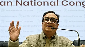 <div class="paragraphs"><p>اجے ماکن / قومی آواز / وپن</p></div>