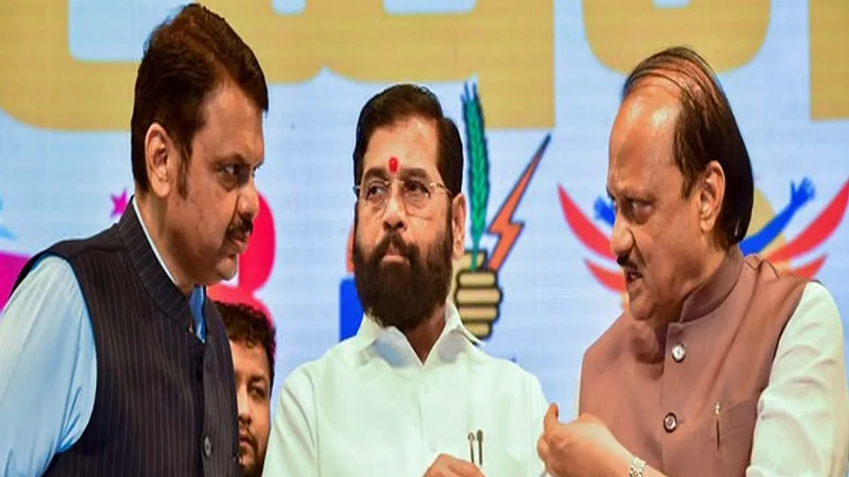 <div class="paragraphs"><p>(دائیں سے بائیں) اجیت پوار، ایکناتھ شندے اور دیویندر فڑنویس، تصویر سوشل میڈیا</p></div>