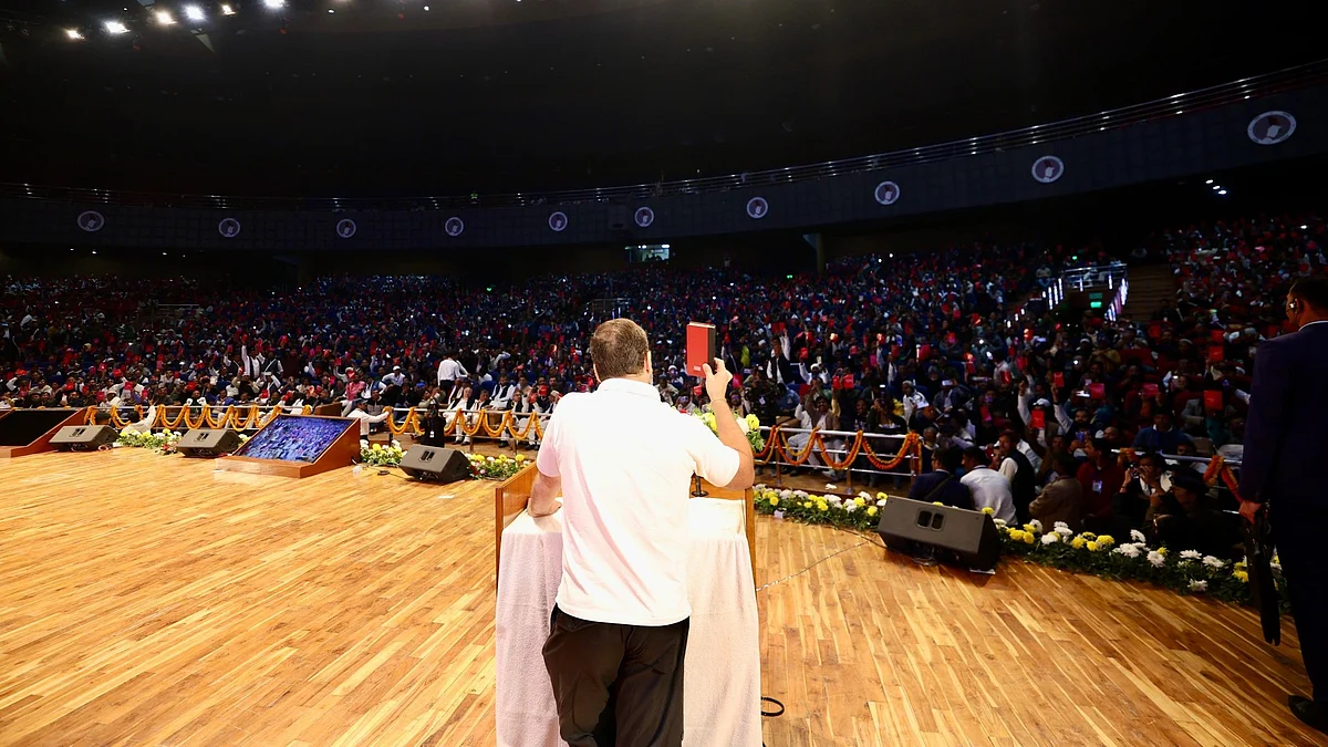 <div class="paragraphs"><p>تصویر <a href="https://x.com/RahulGandhi">@RahulGandhi</a></p></div>