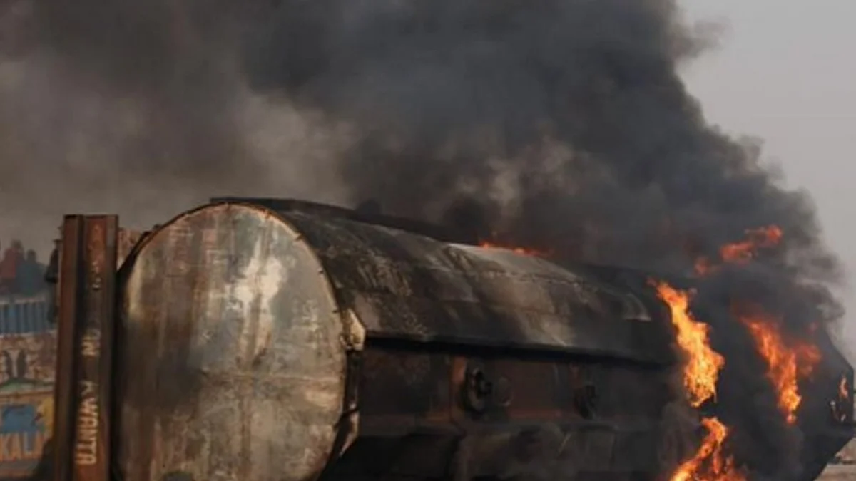 <div class="paragraphs"><p>نائجیریا میں ٹینکر دھماکہ، تصویر 'ایکس' <a href="https://x.com/BBCWorld">@BBCWorld</a></p></div>