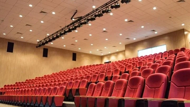 <div class="paragraphs"><p>علامتی تصویر</p></div>