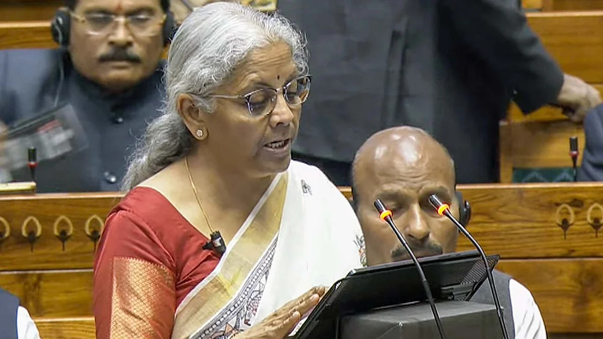 <div class="paragraphs"><p>مرکزی بجٹ 2025 پیش کرتے ہوئے وزیر خزانہ نرملا سیتارمن / آئی اے این ایس</p></div>