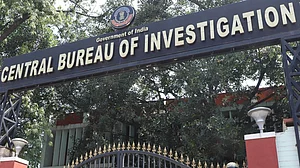 مغربی بنگال ٹیچر بھرتی گھوٹالے میں بی جے پی کے دو بڑے رہنماؤں کے نام شامل