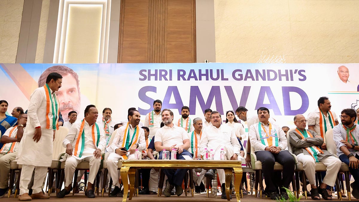 <div class="paragraphs"><p>راہل گاندھی</p></div>