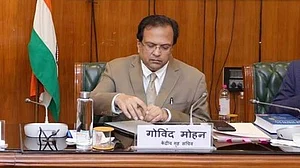 مرکزی داخلہ سیکریٹری نے جموں وکشمیر کی سیکورٹی صورتحال کا جائزہ لیا