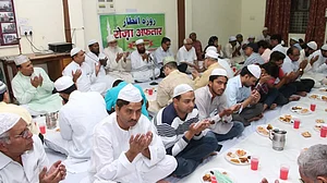 خاندانی اور سماجی زندگی پر ماہِ رمضان کے اثرات، آپسی بھائی چارہ اور میل جول... شاہد صدیقی علیگ