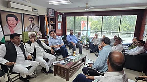 ’بی جے پی حکومت دہلی کی عوام کو ہولی پر مفت رسوئی گیس سلنڈر دینے کے وعدہ پر خاموش کیوں؟‘ کانگریس کا سوال