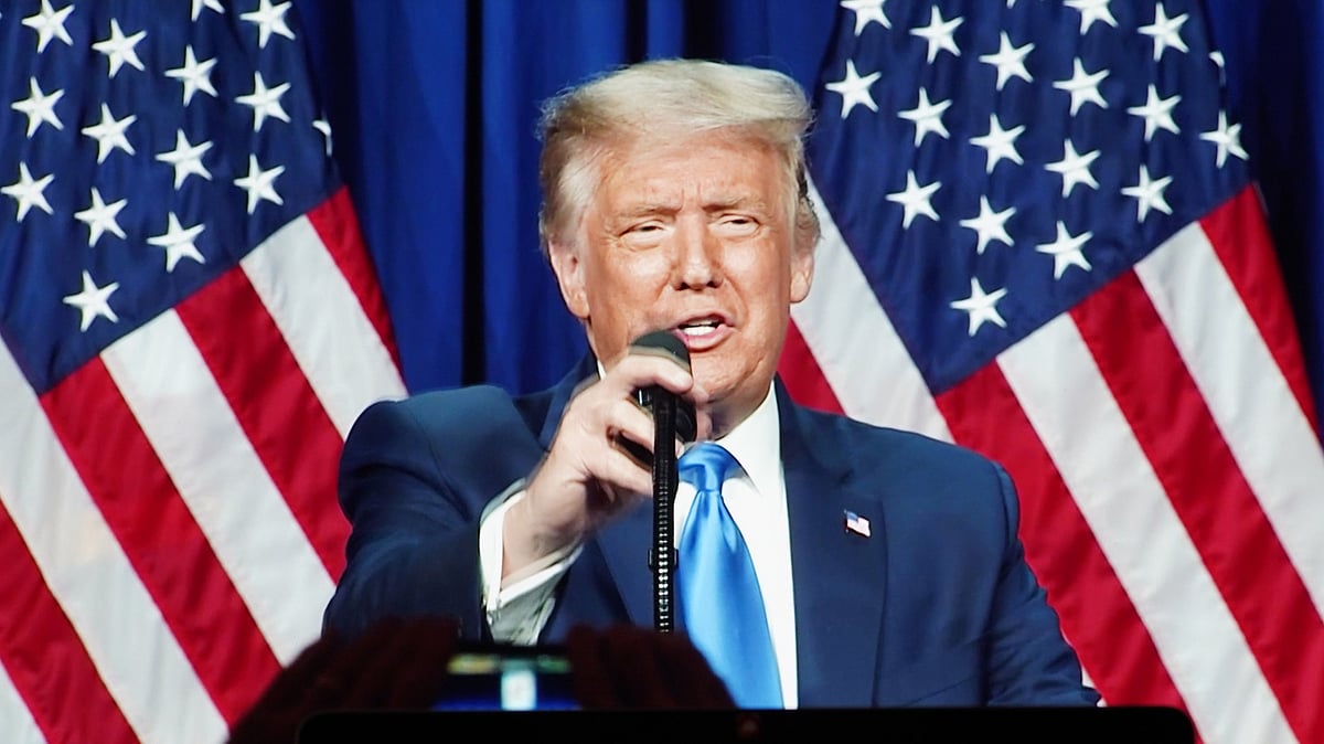 ایپسٹین فائلیں عام کرنے کے بل پر ٹرمپ کے دستخط، 30 دن میں تمام ریکارڈ جاری کرنے کا حکم