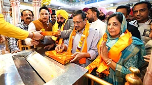 بھگونت مان اپنی پانچ سالہ مدت پوری کریں گے: کیجریوال نے حزب اختلاف کے داعووں کو مسترد کیا