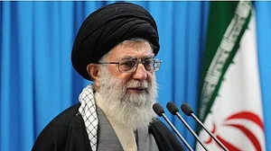 حوثیوں پر حملہ "زیادہ سے زیادہ دباؤ" کا صرف آغاز ہے: امریکہ کی ایران کو وارننگ