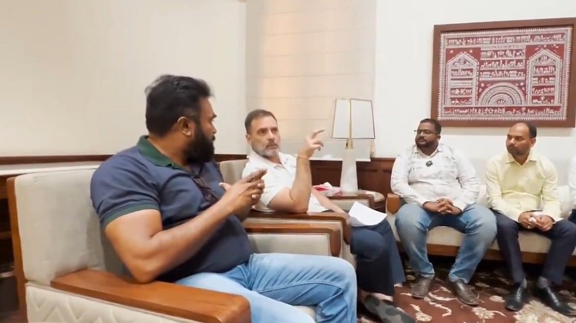 راہل گاندھی کا بی جے پی پر شدید حملہ، کہا ’اقربا پروری اور بدانتظامی نے بینکنگ سیکٹر کو بحران میں ڈال دیا‘