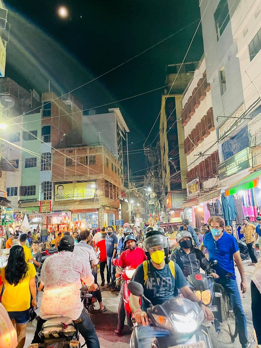 پٹنہ: رمضان میں سحر و افطار کے خریداروں سے پورے ماہ بارونق رہے بازار