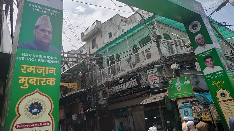 सीएम उमर अब्दुल्ला जम्मू में शहीद पुलिसकर्मी के पुष्पांजलि समारोह में शामिल हुए