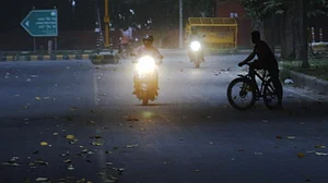 دہلی میں گرمی سے راحت، 24 گھنٹوں میں درجہ حرارت میں 3 ڈگری کی گراوٹ