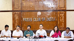 ’ڈاٹا پروٹیکشن ایکٹ نے آر ٹی آئی ایکٹ کی دھجیاں اڑائیں‘، انڈیا اتحاد کی پارٹیوں نے مشترکہ پریس کانفرنس میں کیا اظہارِ تشویش