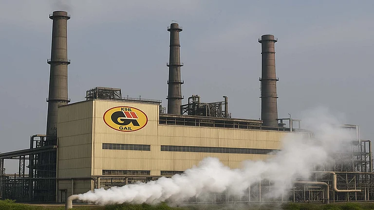 تارکین وطن کو عدالتی کارروائی کے بغیر ملک بدر کرنے کا حق رکھتا ہوں: صدر ٹرمپ