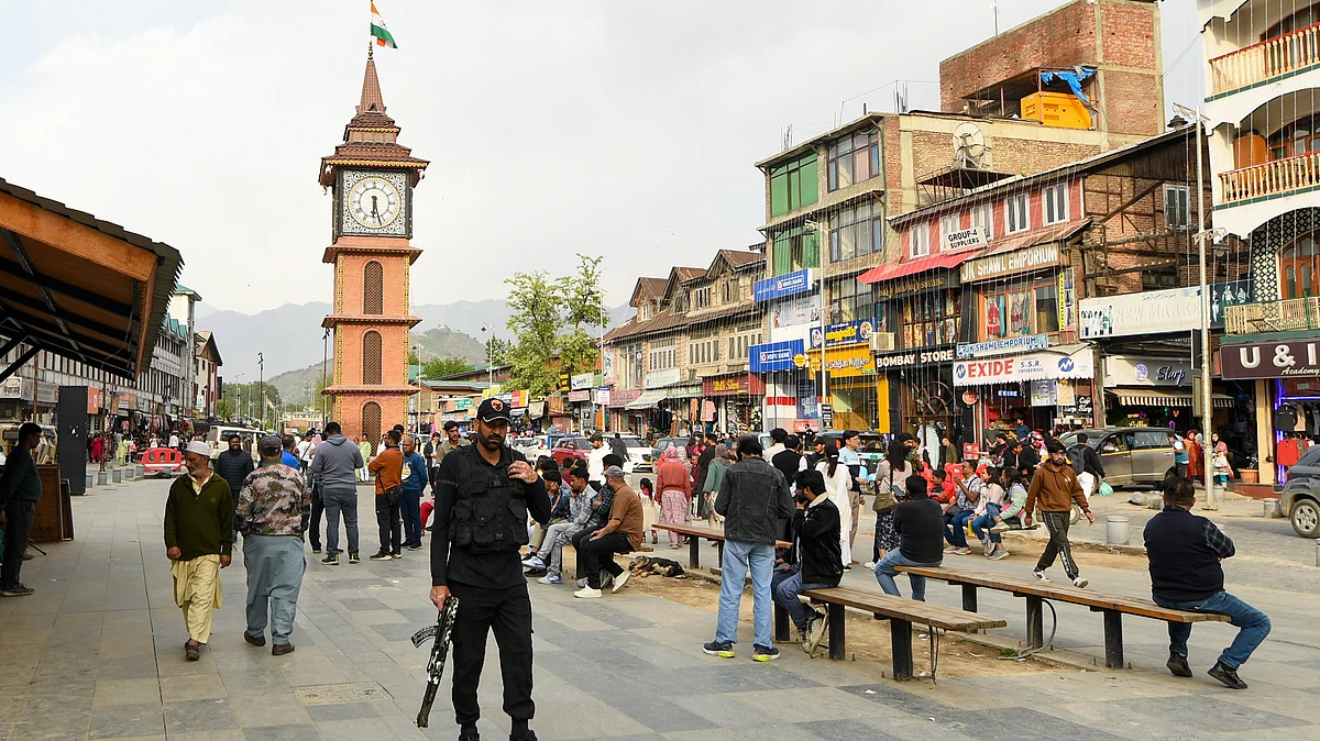 <div class="paragraphs"><p>پہلگام حملے کے بعد سری نگر کے لال چوک کا منظر / آئی اے این ایس</p></div>