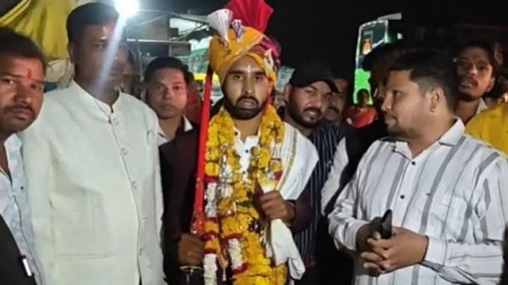 مدھیہ پردیش: دلت دولہے کو مندر میں جانے سے روکا گیا، پولیس بھی نظر آئی بے بس