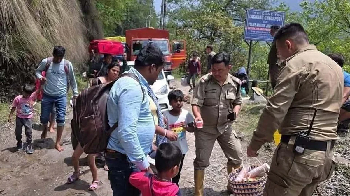 <div class="paragraphs"><p>سوشل میڈیا</p></div>