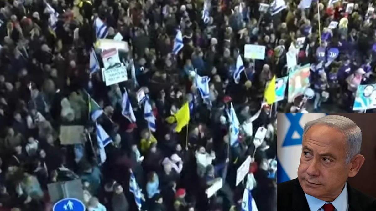<div class="paragraphs"><p>نیتن یاہو کے خلاف عوام کا مظاہرہ (فائل)، تصویر سوشل میڈیا</p></div>