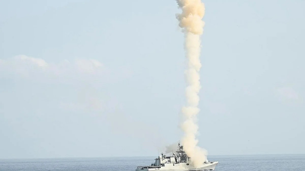 <div class="paragraphs"><p>تصویر&nbsp;<a href="https://x.com/indiannavy">@indiannavy</a></p></div>