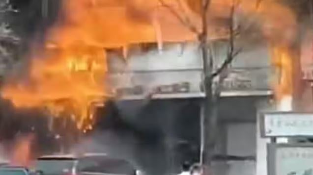 بنگلہ دیش میں پھر ہندوؤں کو بنایا گیا نشانہ، پیروج پور میں ایک گھر نذرِ آتش