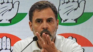 پہلگام دہشت گرد حملے میں ہلاک ہونے والوں کو شہادت کا درجہ ملنا چاہئے