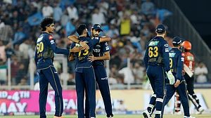 <div class="paragraphs"><p>جیت کا جشن مناتی ہوئی گجرات کی ٹیم، تصویر @IPL</p></div>