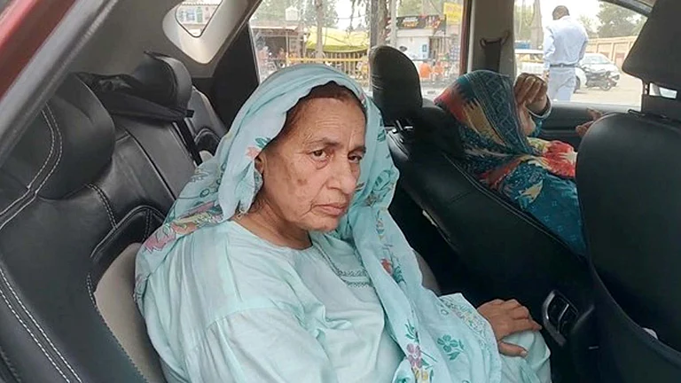 پنجاب کا بارڈر بند، گجرات کھلا کیوں؟ کانگریس لیڈر پرگٹ سنگھ کا حکومت سے سوال