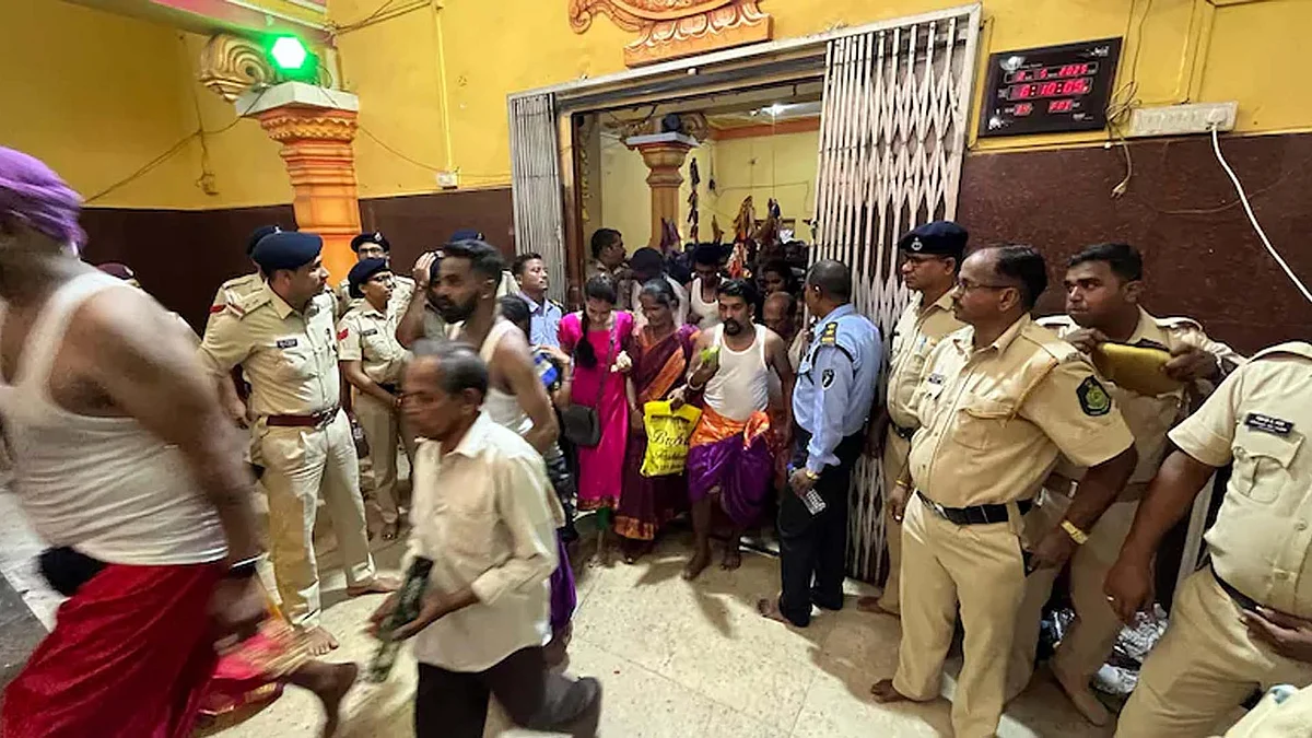 <div class="paragraphs"><p>گوا کے شیرگاؤں منگر میں بھگدڑ / سوشل میڈیا</p></div>