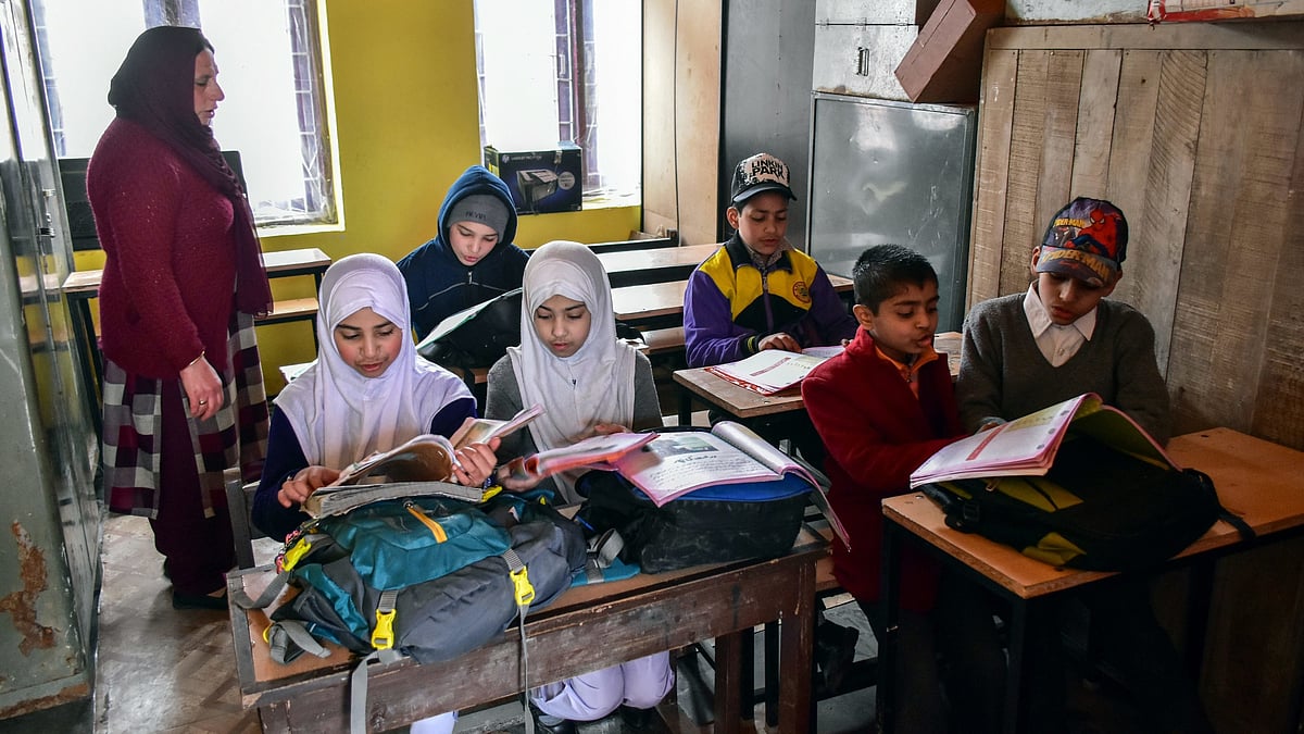 <div class="paragraphs"><p>کشمیر اسکول (فائل)/ Getty Images</p></div>