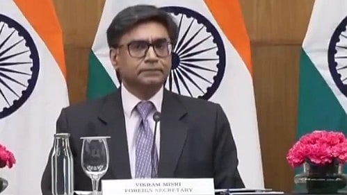 خارجہ سکریٹری وکرم مسری نے ہند-پاک جنگ بندی میں ٹرمپ کے کردار سمیت ہر اہم بات کی پارلیمانی کمیٹی کو دی جانکاری