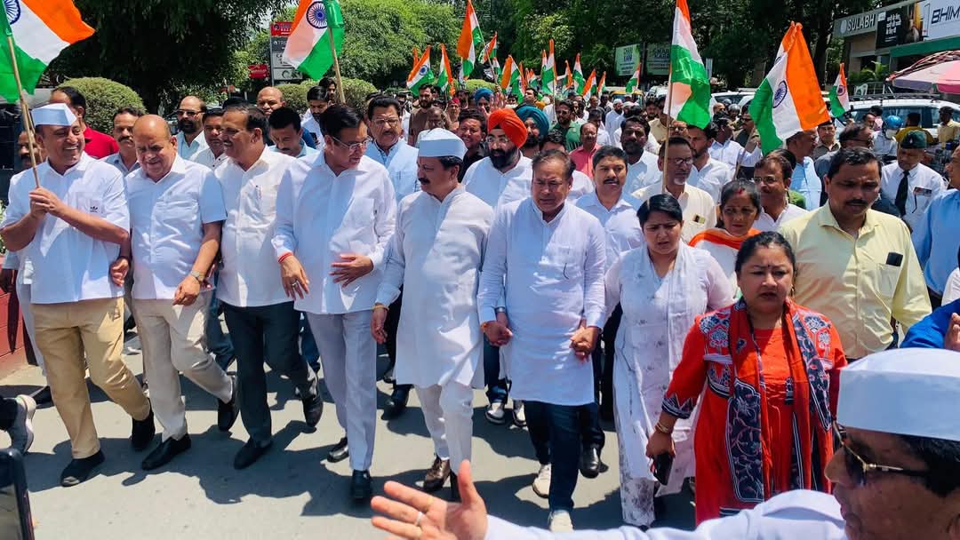 <div class="paragraphs"><p>اتراکھنڈ میں ’جئے ہند یاترا‘ کا منظر</p></div>