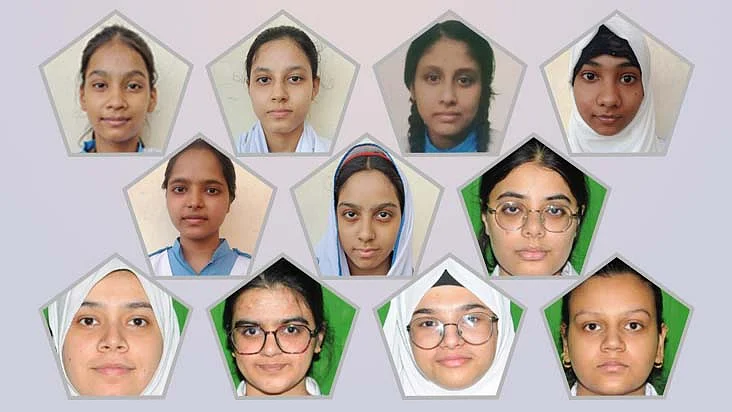 <div class="paragraphs"><p>دسویں و بارہویں میں کامیاب کچھ طالبات کی تصویریں</p></div>