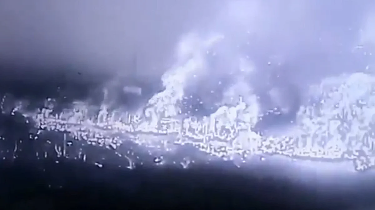 <div class="paragraphs"><p>دہشت گردوں کے اڈوں کی تباہی کا منظر/ ویڈیو گریب</p></div>