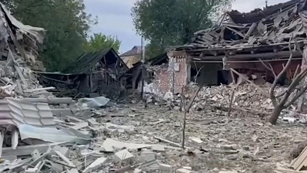 <div class="paragraphs"><p>یوکرین کے شہروں میں بھاری تباہی/ ویڈیو گریب</p></div>