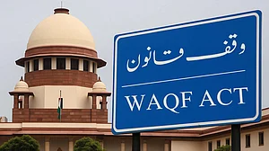 سپریم کورٹ میں وقف قانون کی آئینی حیثیت پر آج اہم سماعت، عبوری حکم کا امکان