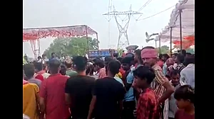غازی پور میں ہائی ٹینشن تار کی زد میں آنے سے کانسٹیبل سمیت 4 لوگوں کی موت، 3 شدید طور پر زخمی