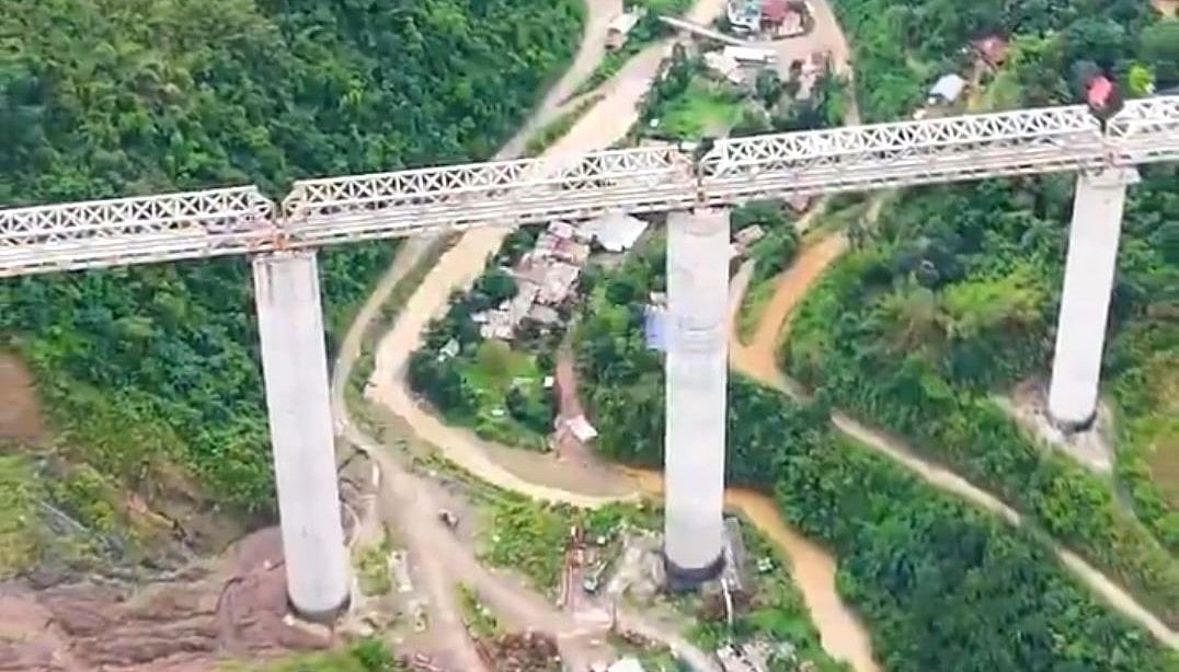 ہندوستانی ریلوے کا ایک اور کارنامہ، منی پور کے نونی میں دنیا کا سب سے لمبا ’ریلوے پیئر برج‘ بن کر تیار