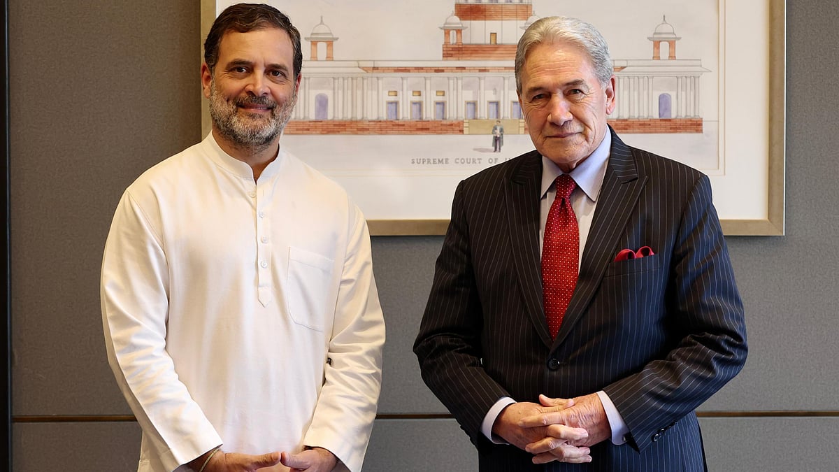 <div class="paragraphs"><p>راہل گاندھی اور ونسٹن پیٹرس، تصویر @INCIndia</p></div>