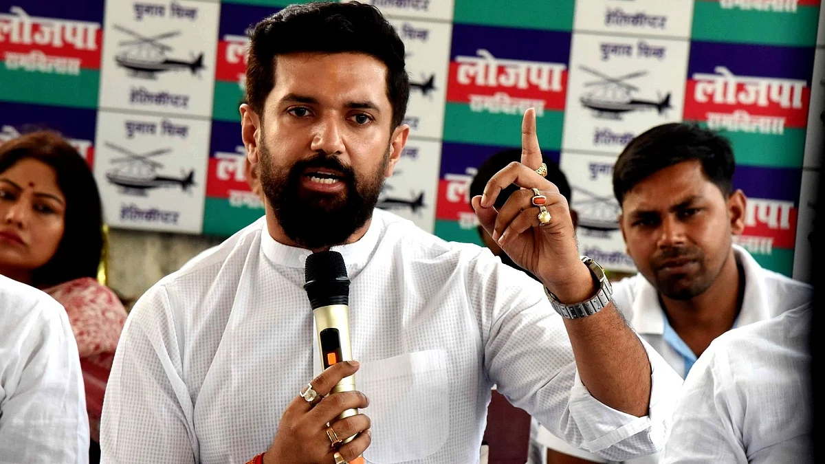 <div class="paragraphs"><p>چراغ پاسوان (فائل)، تصویر آئی اے این ایس</p></div>