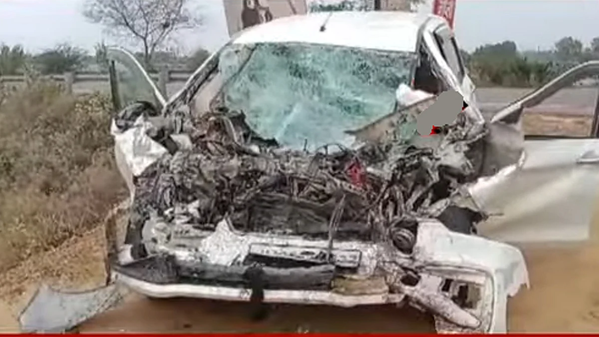 <div class="paragraphs"><p>حادثے کے بعد کار کی حالت/ویڈیو گریب</p></div>
