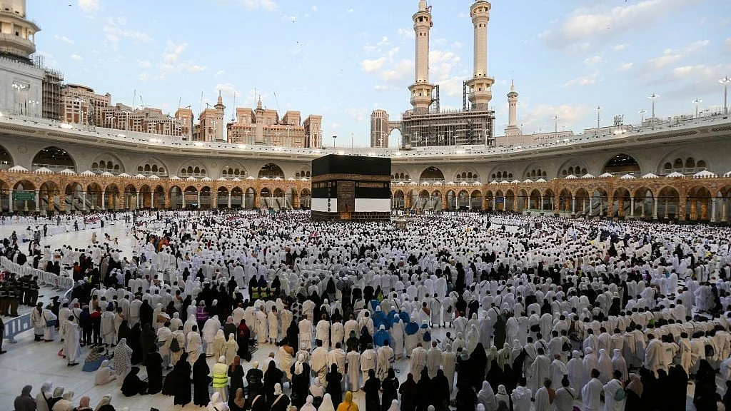 <div class="paragraphs"><p>حج / فائل تصویر / Getty Images</p></div>