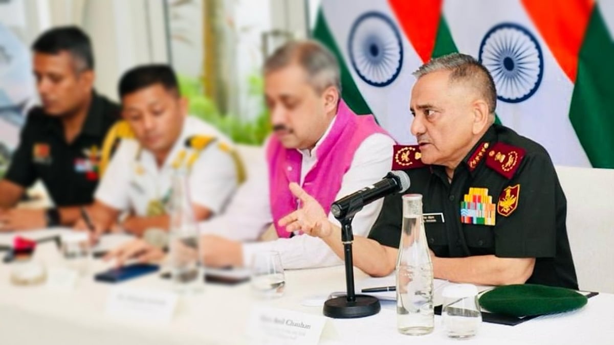 <div class="paragraphs"><p>سی ڈی ایس انل چوہان/تصویر&nbsp;<a href="https://x.com/HQ_IDS_India">@HQ_IDS_India</a></p></div>