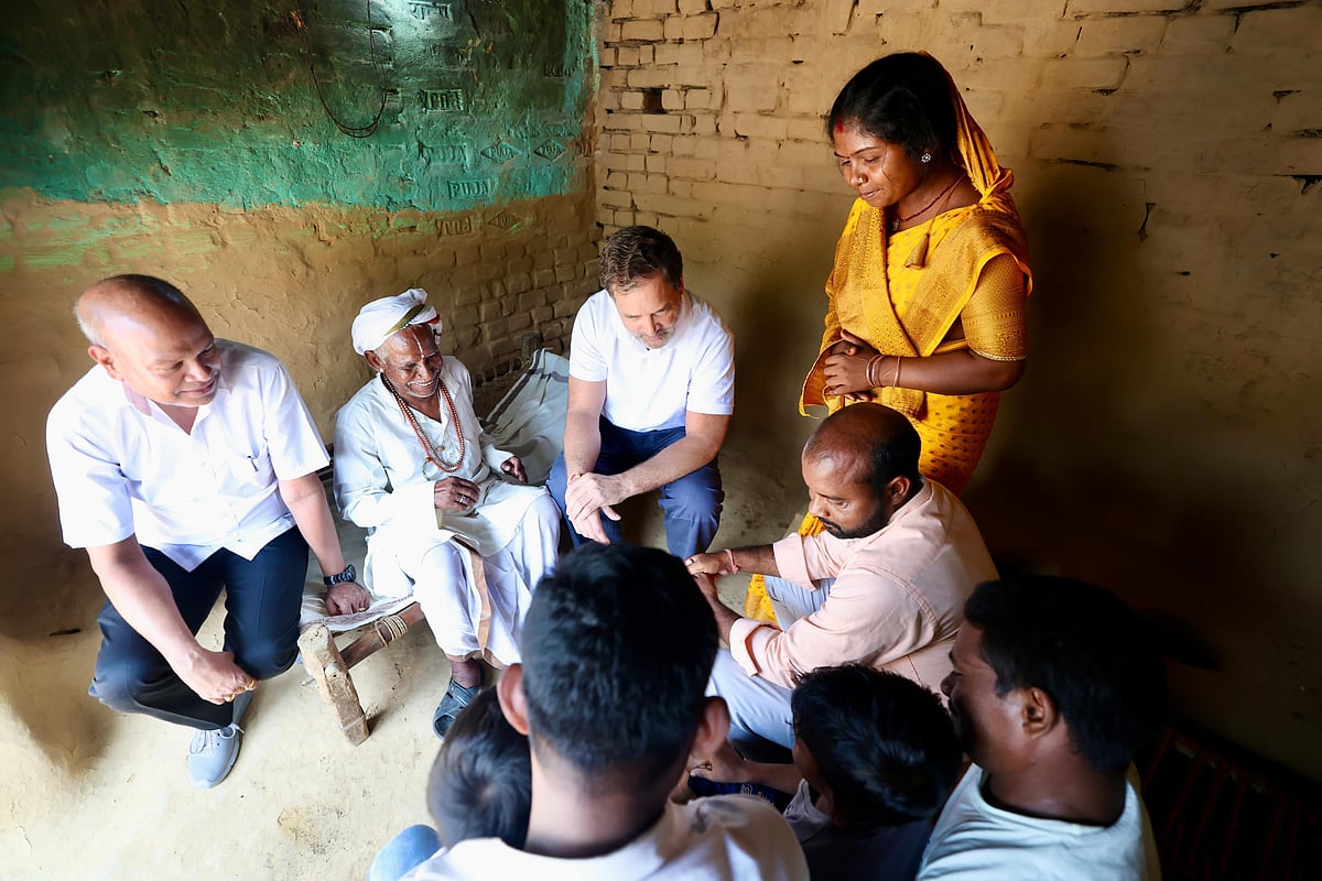 بہار دورہ پر راہل گاندھی کی دشرتھ مانجھی کے اہل خانہ سے ہوئی ملاقات، بھاگیرتھ اسمبلی انتخاب لڑنے کے خواہشمند