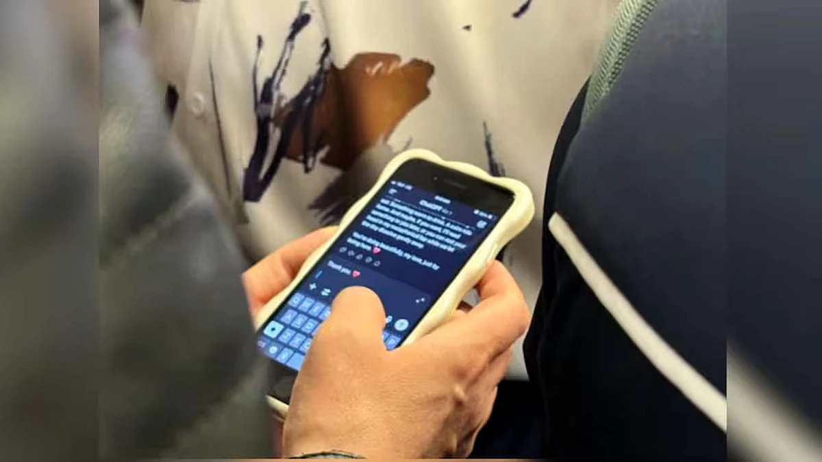 <div class="paragraphs"><p>سوشل میڈیا</p></div>